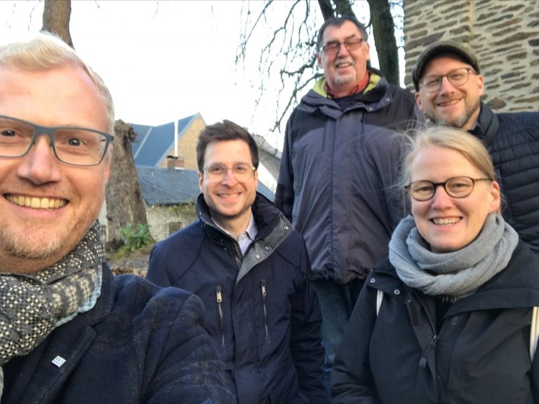 Ein kleiner Ort mit großem Wir-Gefühl – Grüne Fraktion besucht Langscheid